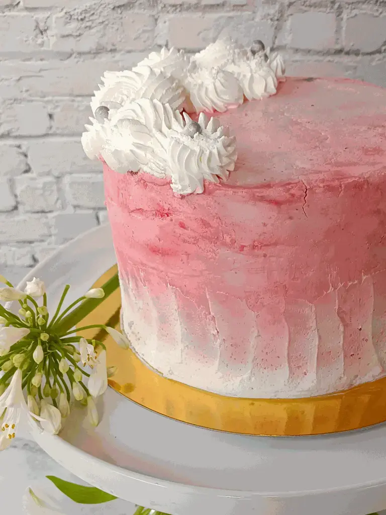 Tarta de Mousse de fresa y vainilla (8-10 personas, Con lactosa, Con gluten, Con azucar)