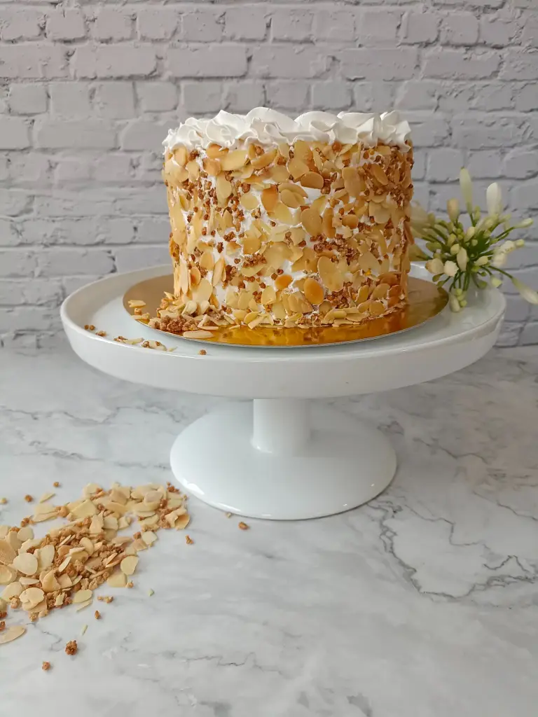 Tarta San Marcos (8-10 personas, Con gluten, Con lactosa, Con azucar)
